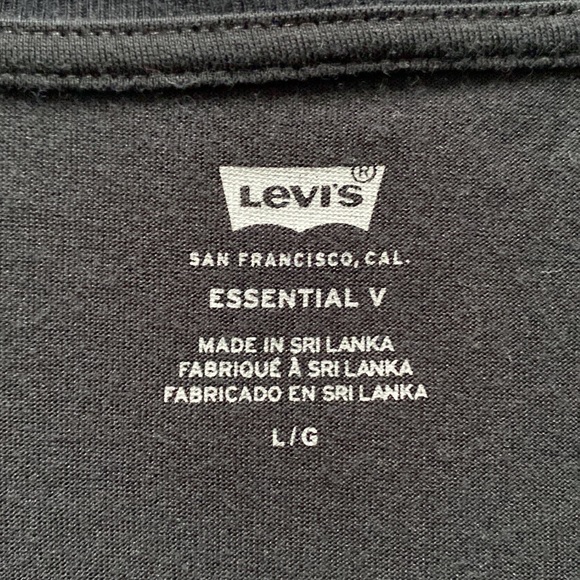 Levi’s Essential Tee - Picture 3 of 4